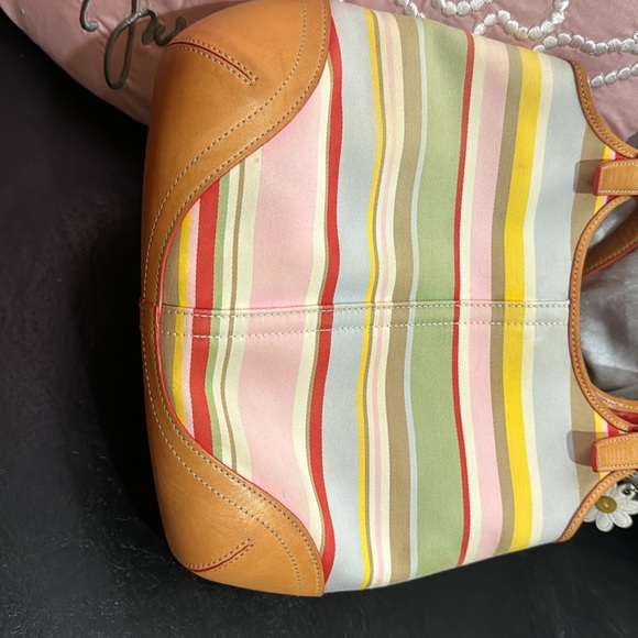 Vintage Coach bag 💖 - Picture 4 of 12